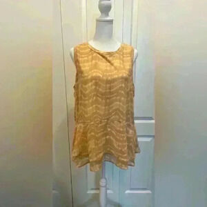 Simply Vera size XL sleeves blouse